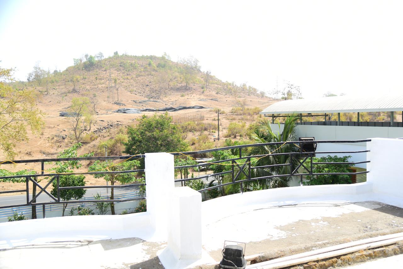 River Touch Resort Silvassa Exterior photo
