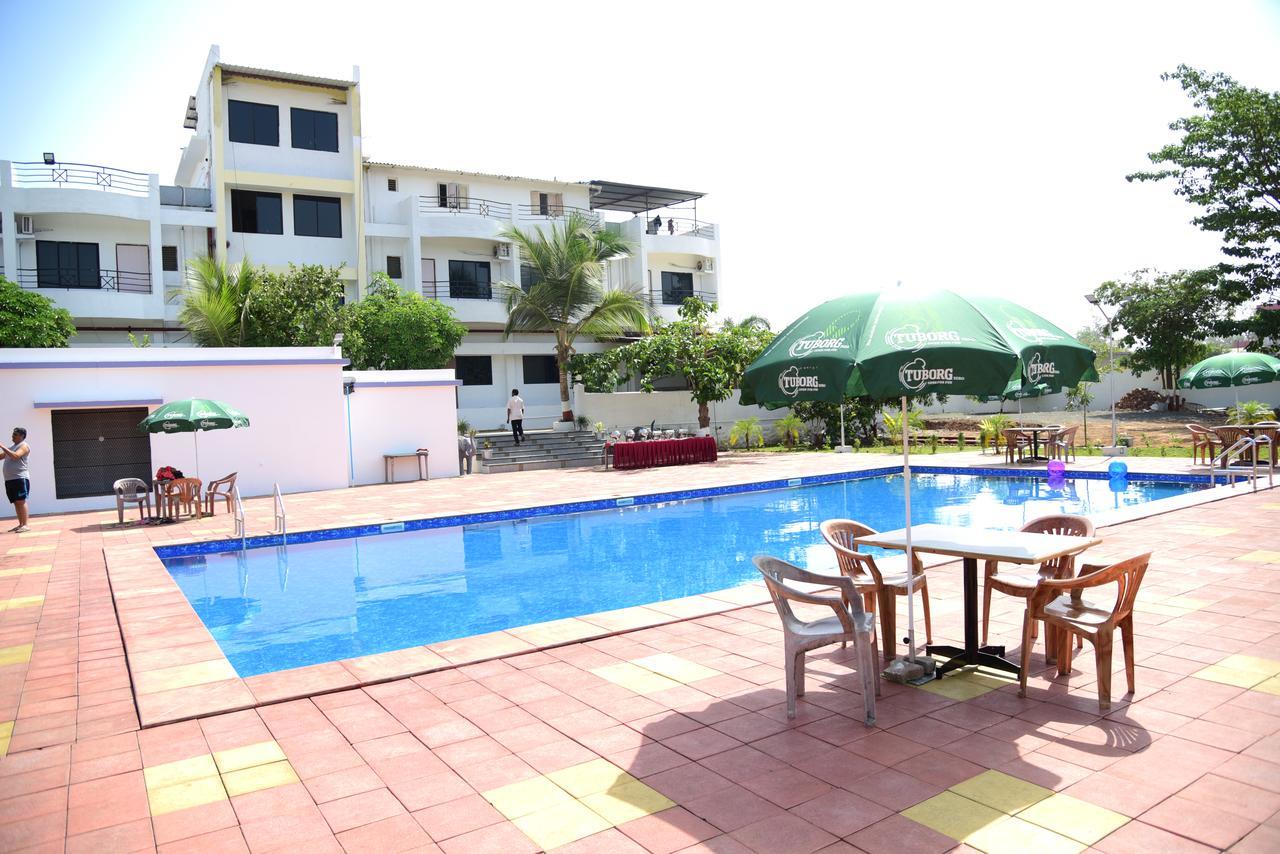 River Touch Resort Silvassa Exterior photo